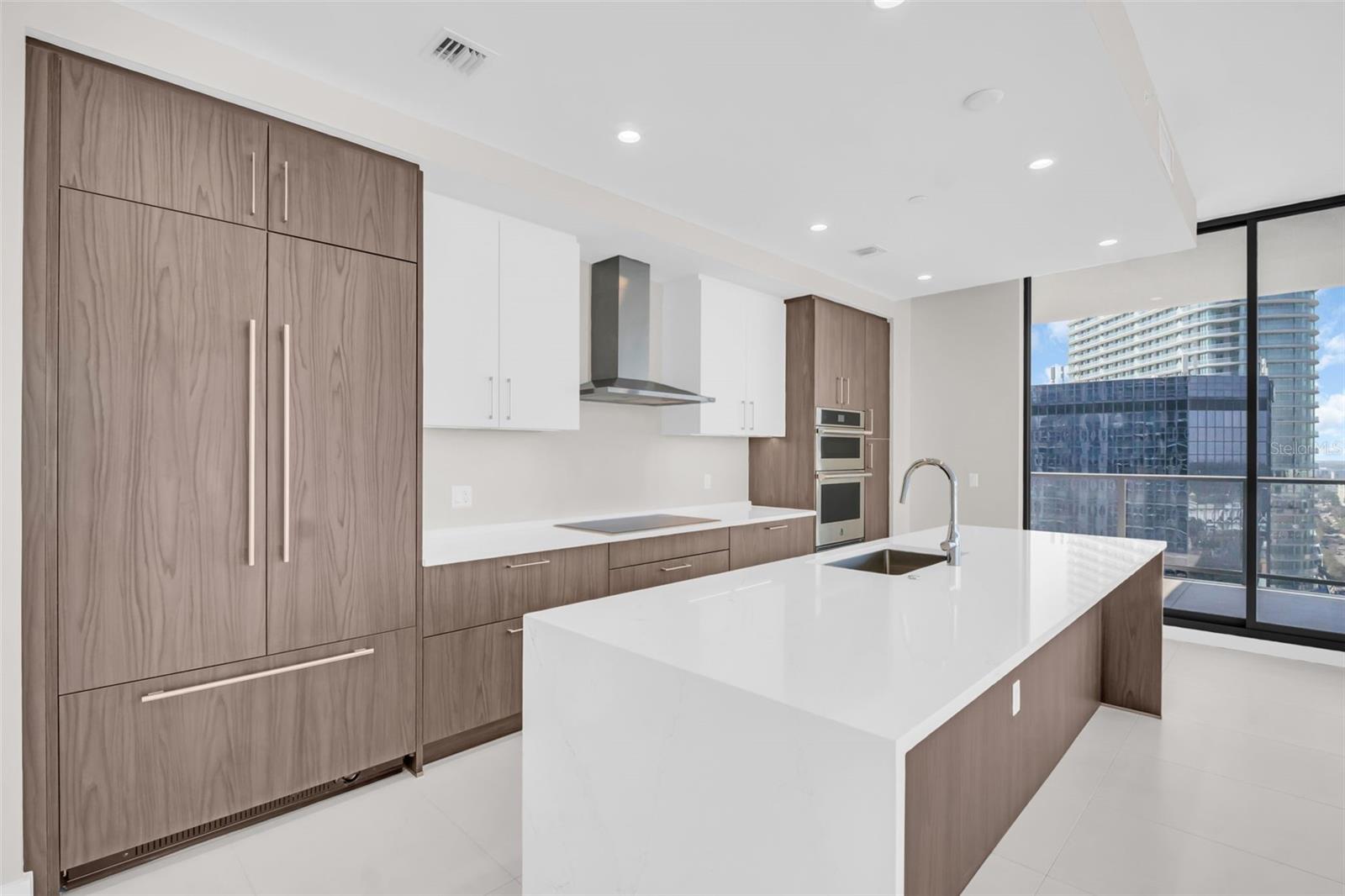 275 1ST AVE S #2001 — photo 97