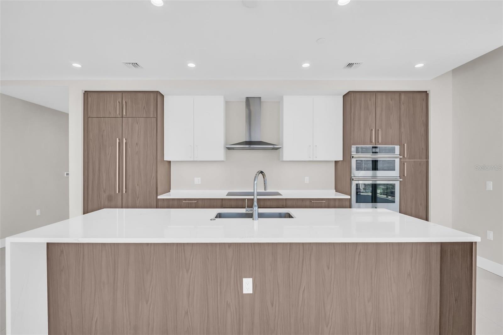 275 1ST AVE S #2001 — photo 10