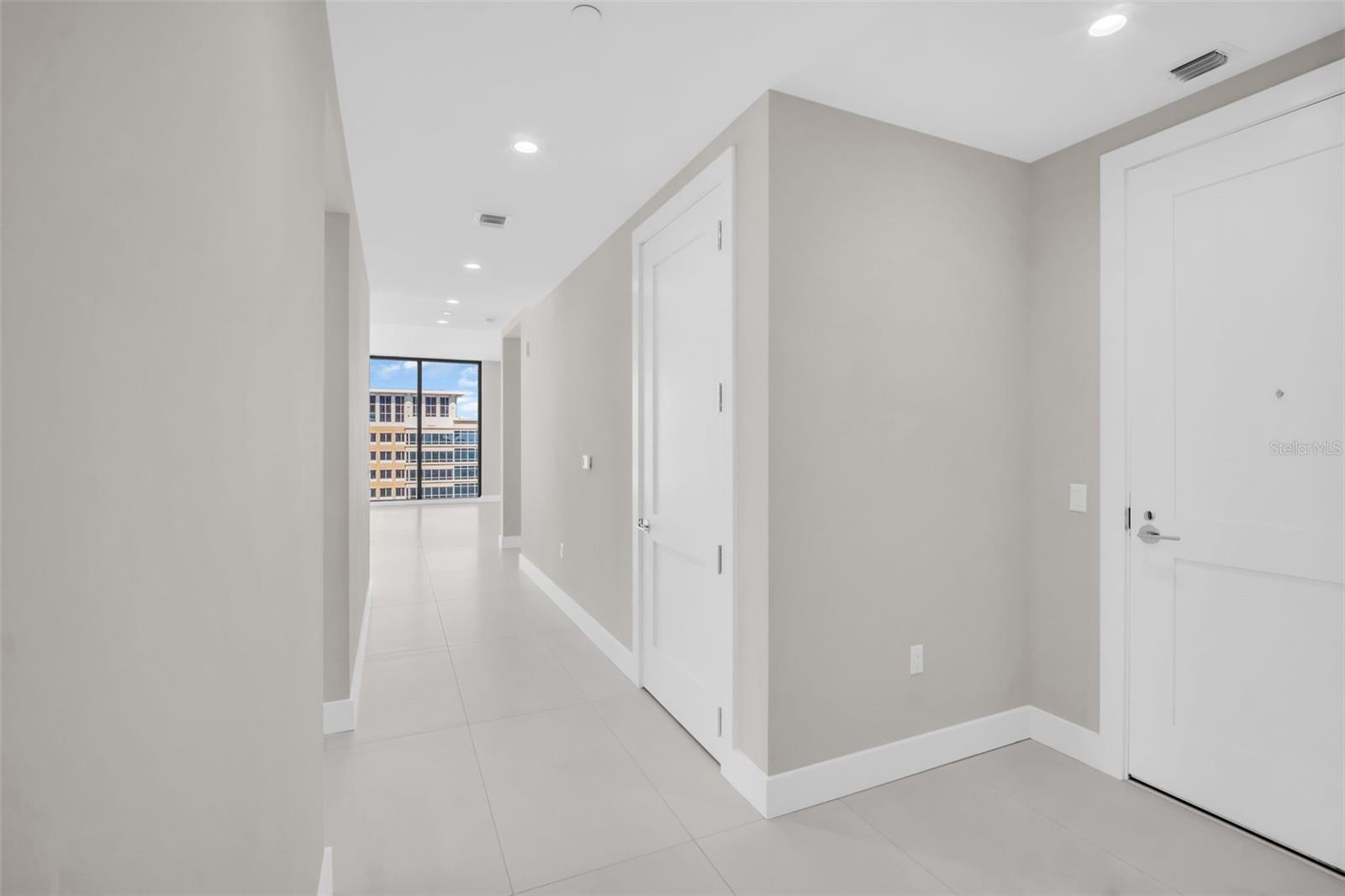 275 1ST AVE S #2001 — photo 49