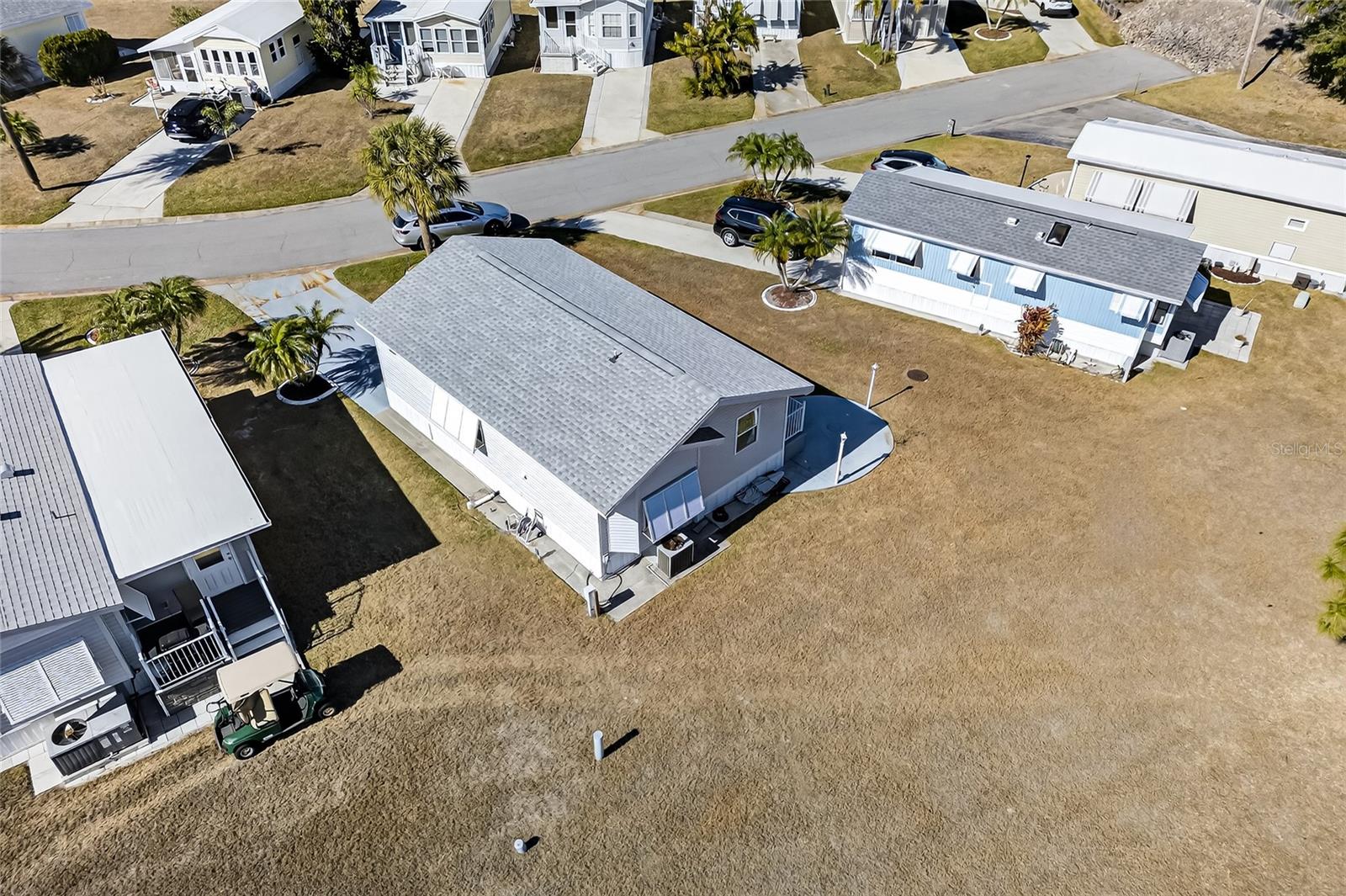 204 CROWN POINT DR — photo 46