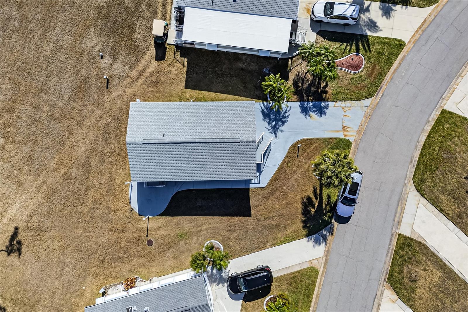 204 CROWN POINT DR — photo 53
