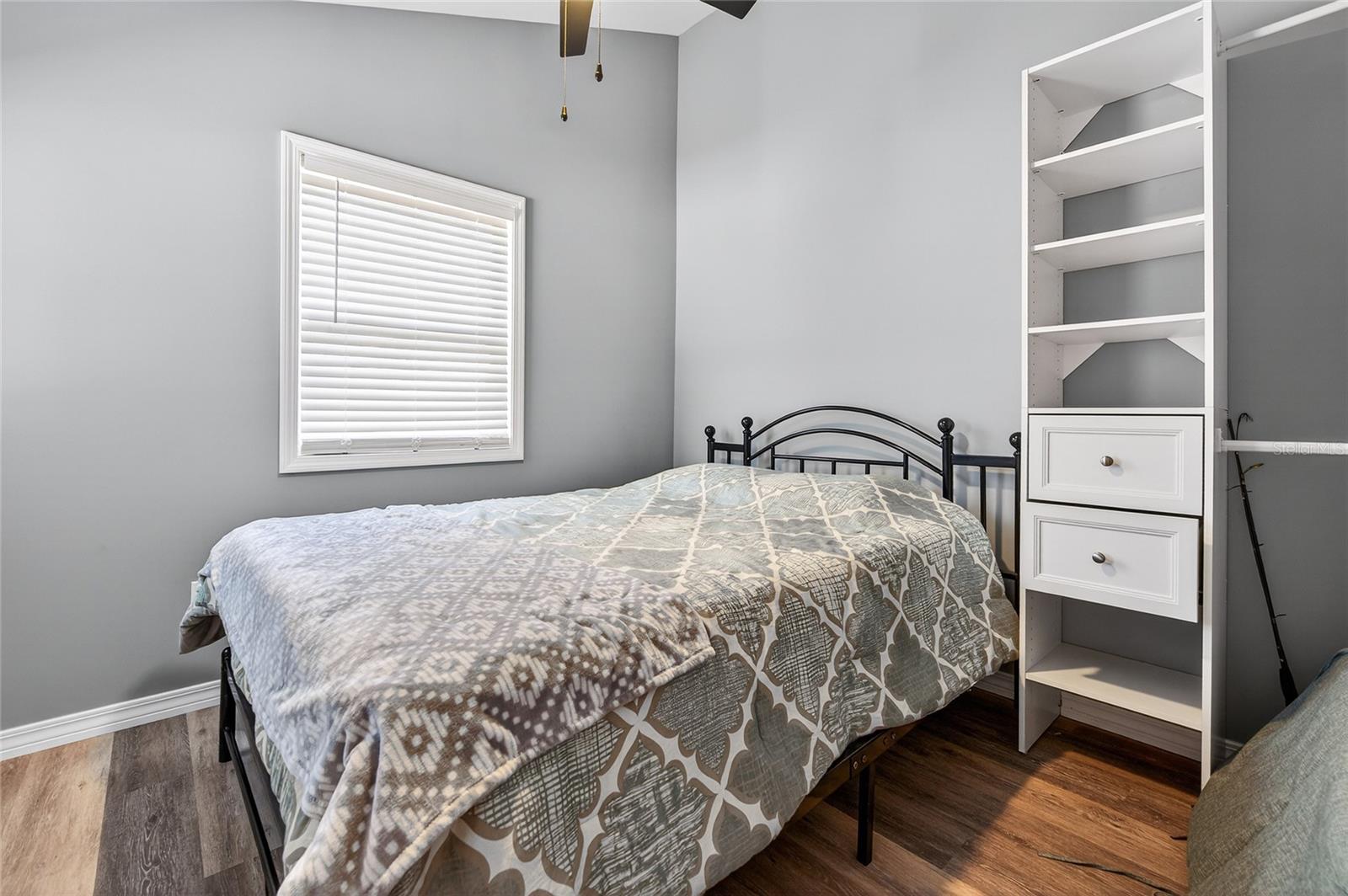 204 CROWN POINT DR — photo 32