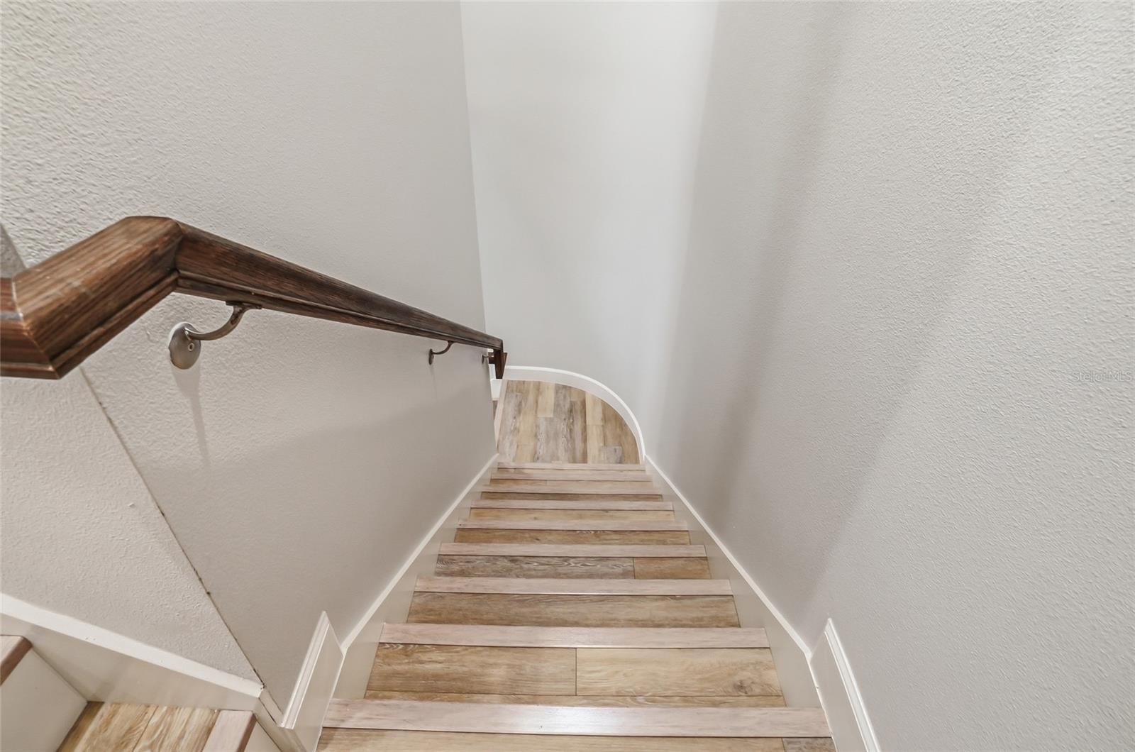 3162 MOORINGS DR — photo 27