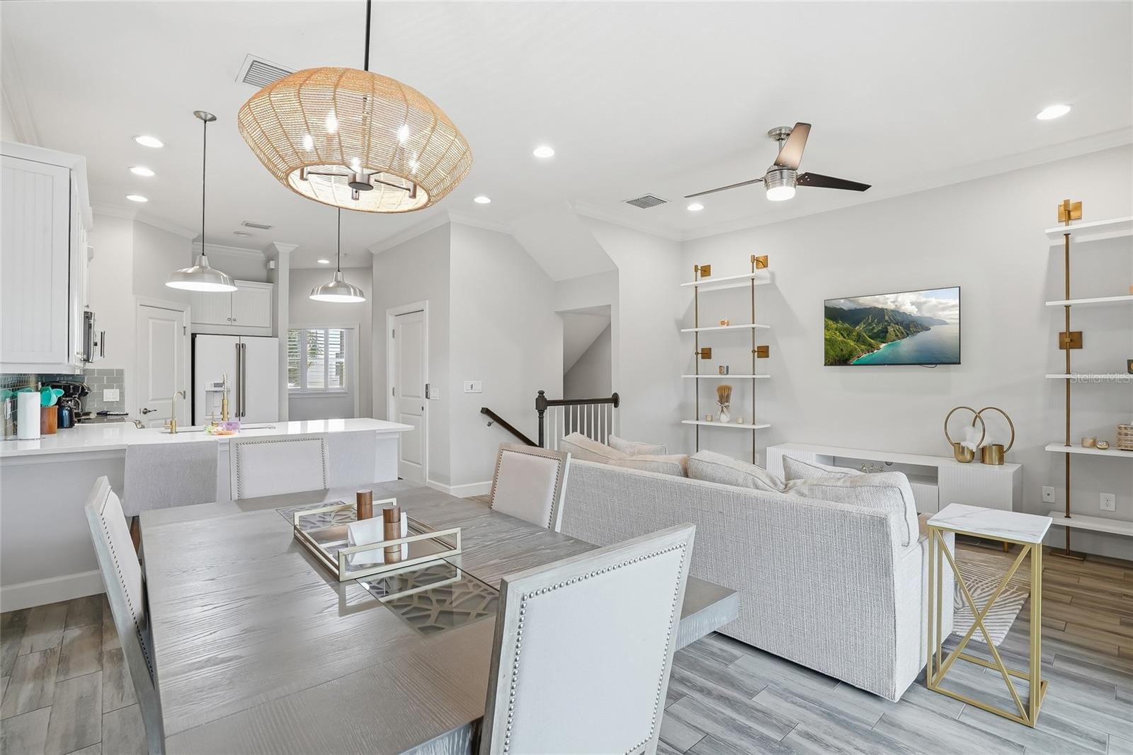 3162 MOORINGS DR — photo 4