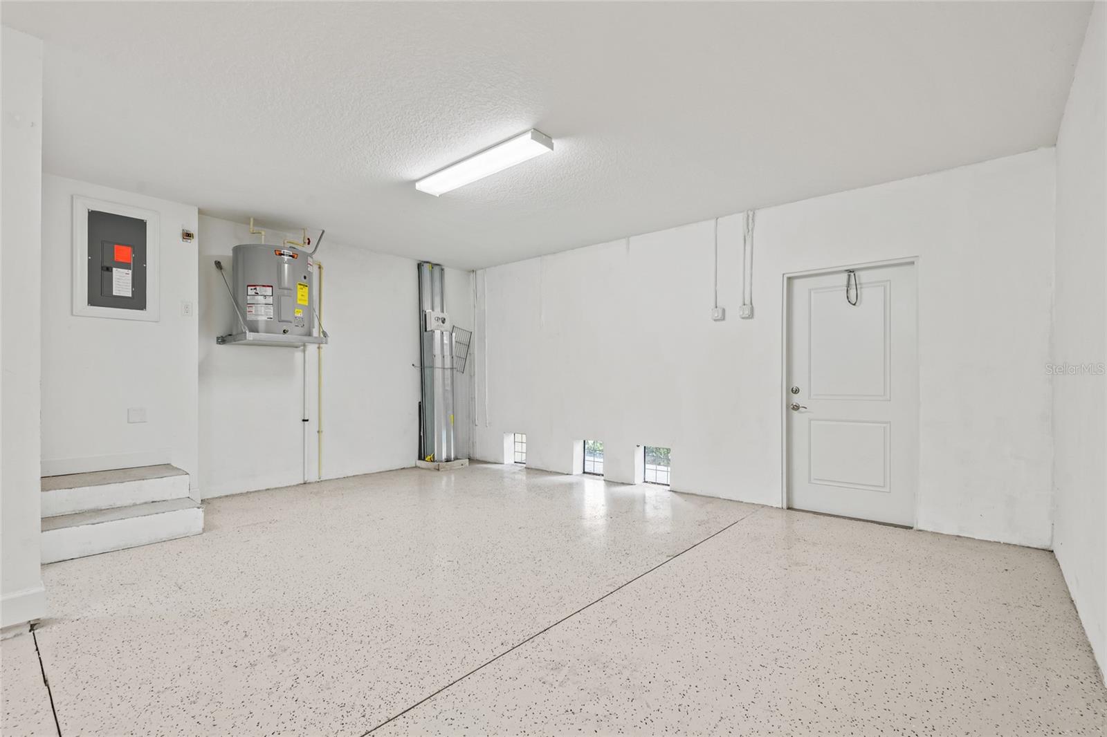 3162 MOORINGS DR — photo 42