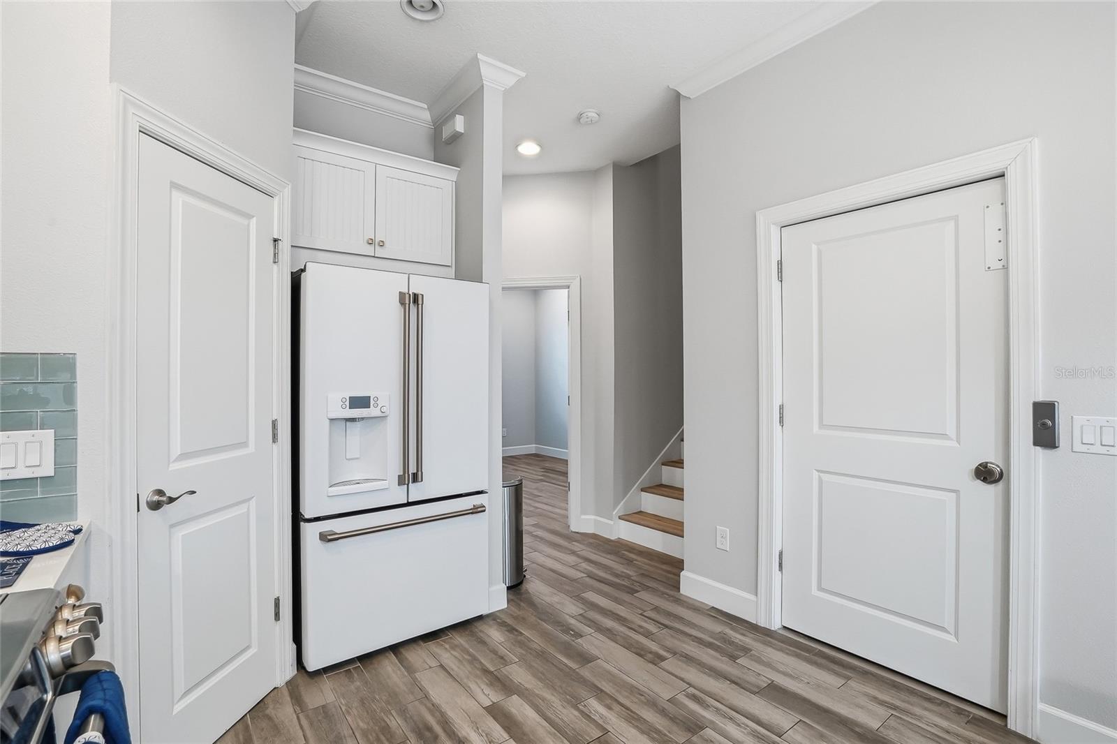 3162 MOORINGS DR — photo 19