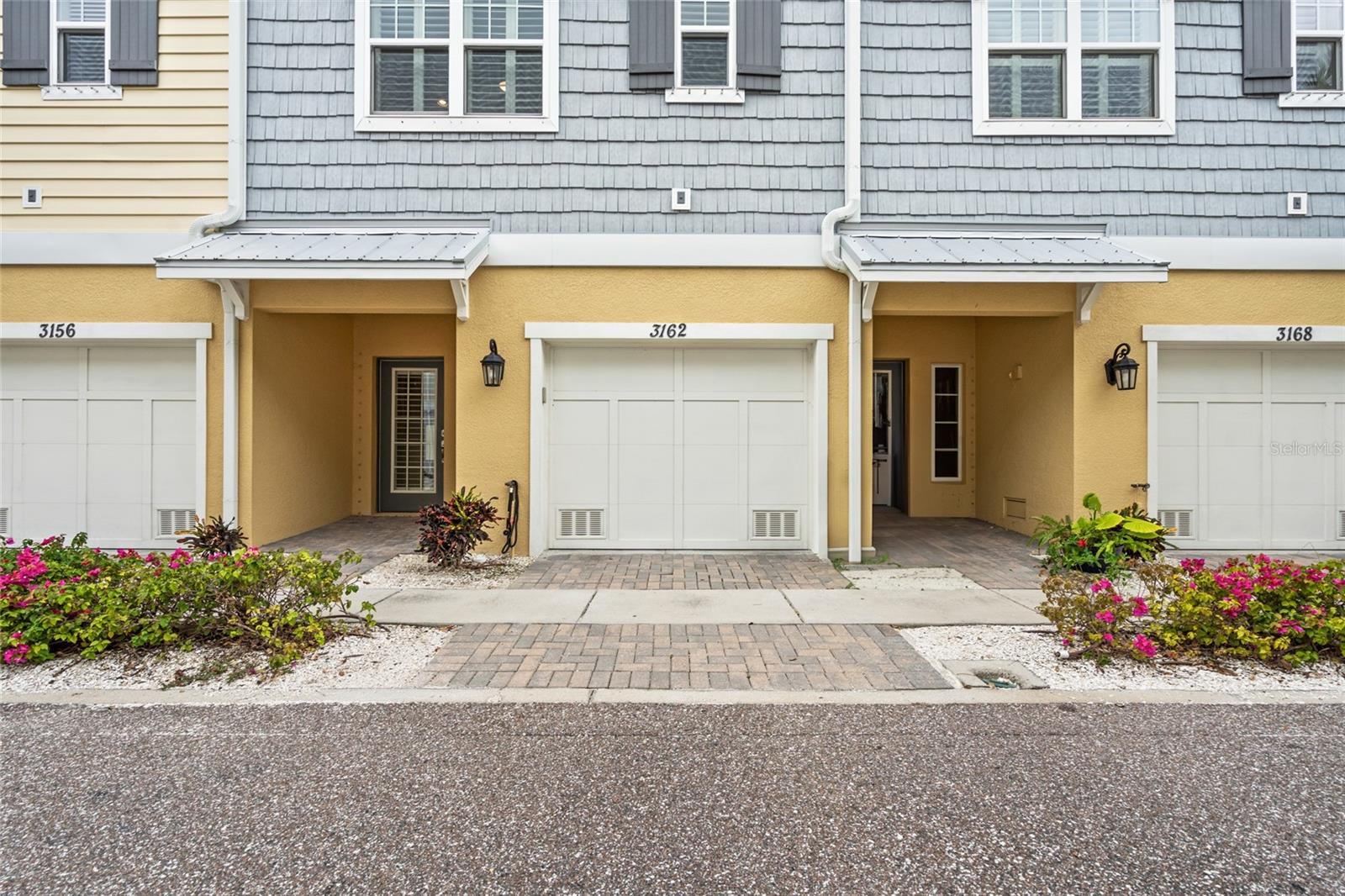 3162 MOORINGS DR — photo 9