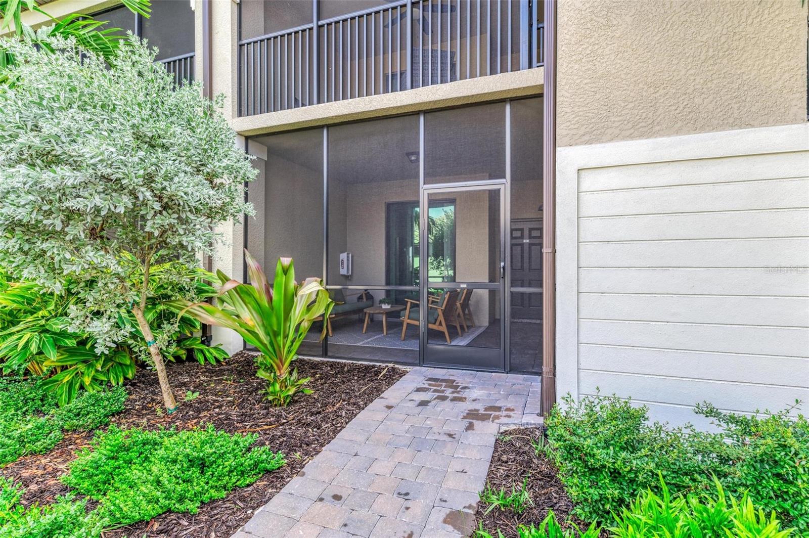 5685 PALMER CIR #105 — photo 2