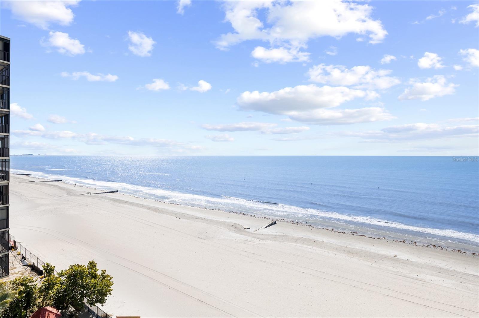 15462 GULF BLVD #601 — photo 33