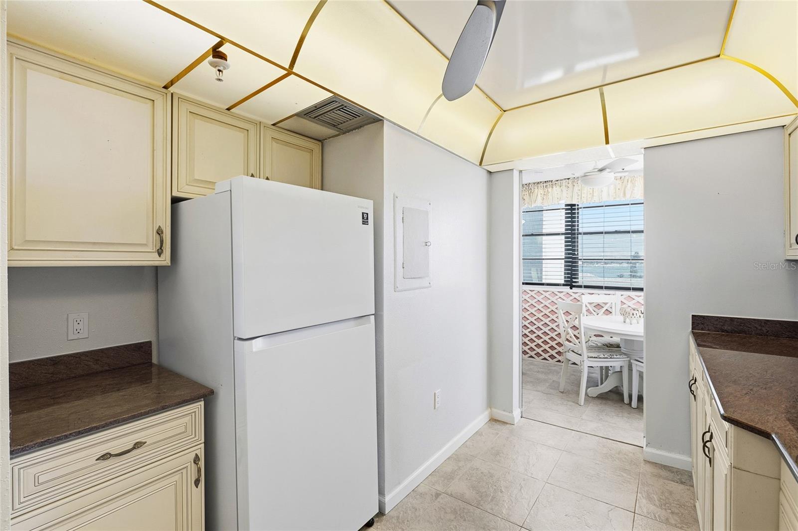 15462 GULF BLVD #601 — photo 8