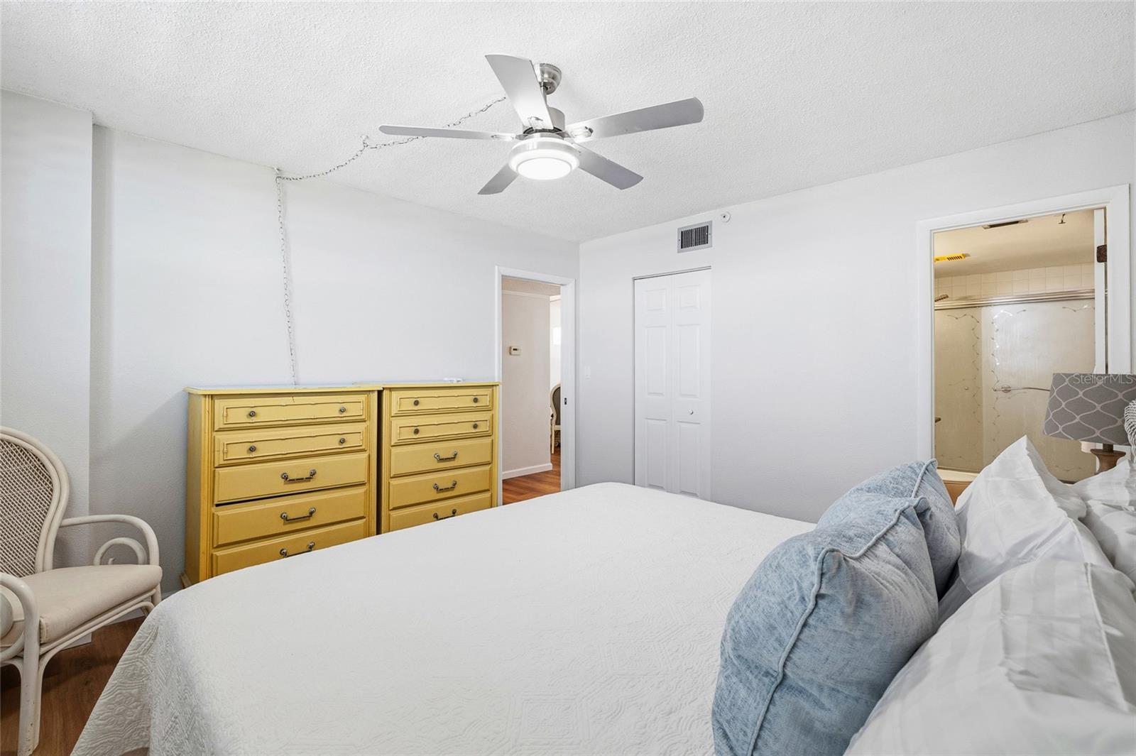 15462 GULF BLVD #601 — photo 28