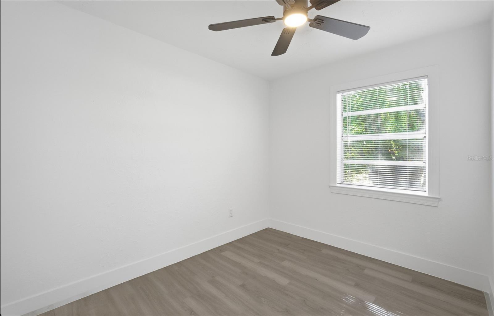 10001 N 20TH ST — photo 13