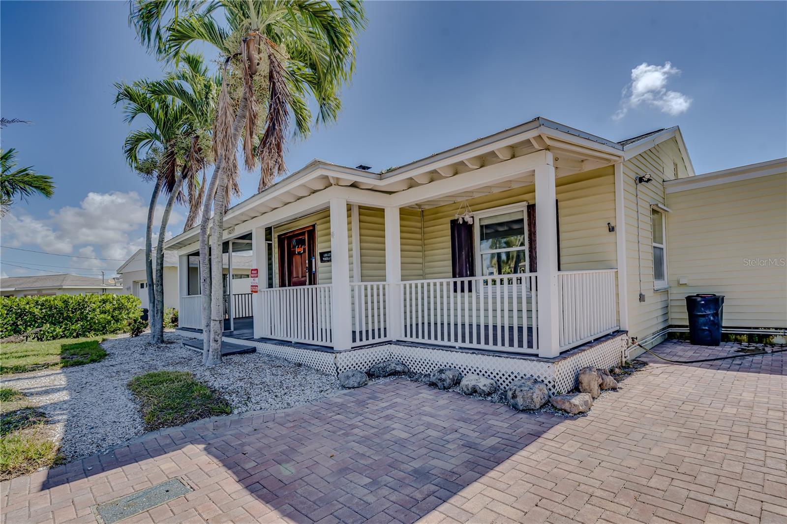 16029 REDINGTON DR — photo 10