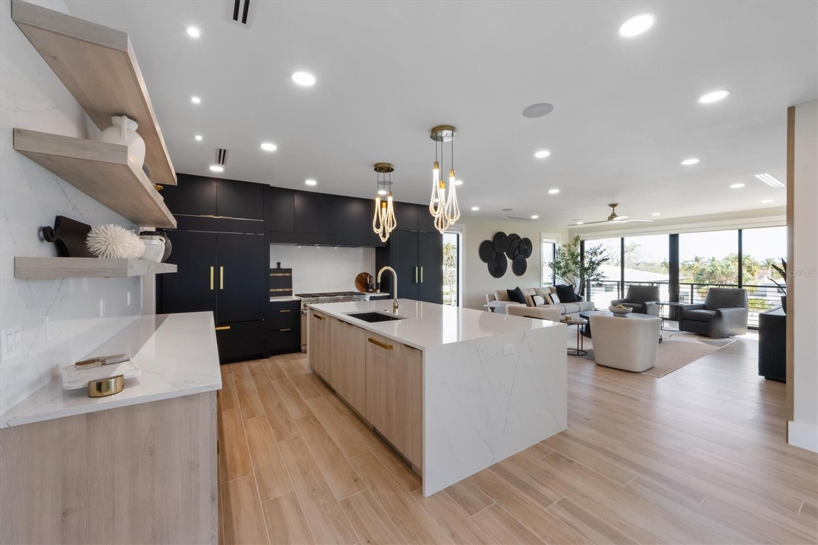 540 S POLK DR — photo 19