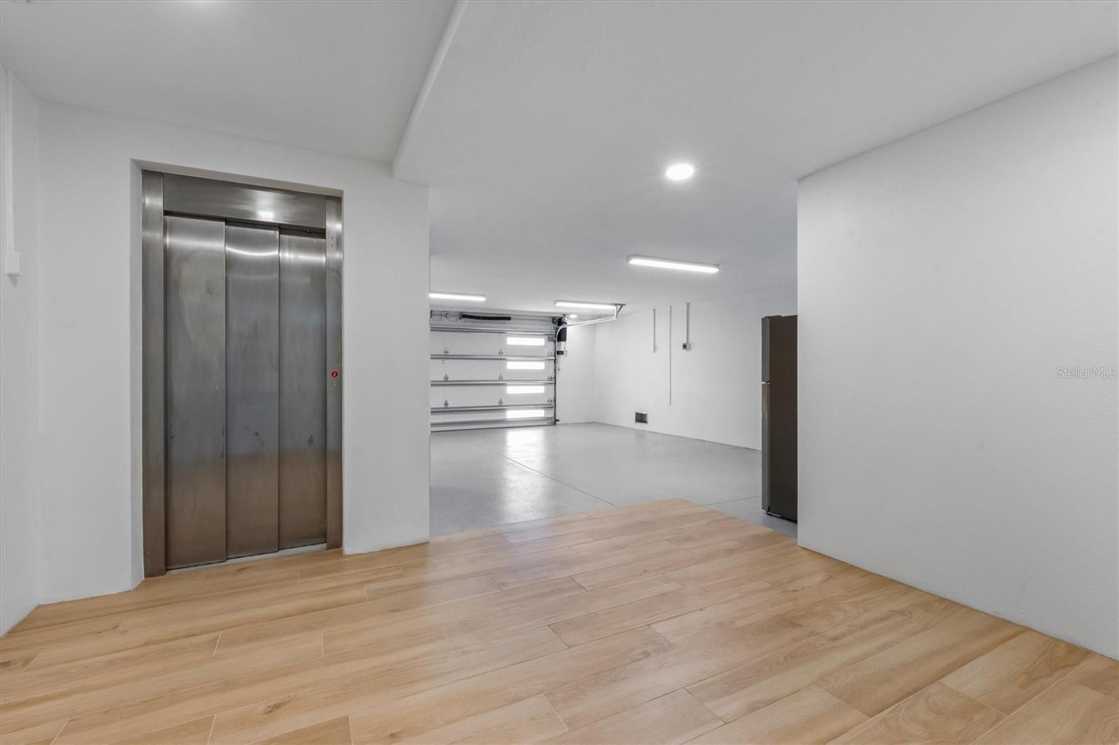 540 S POLK DR — photo 93