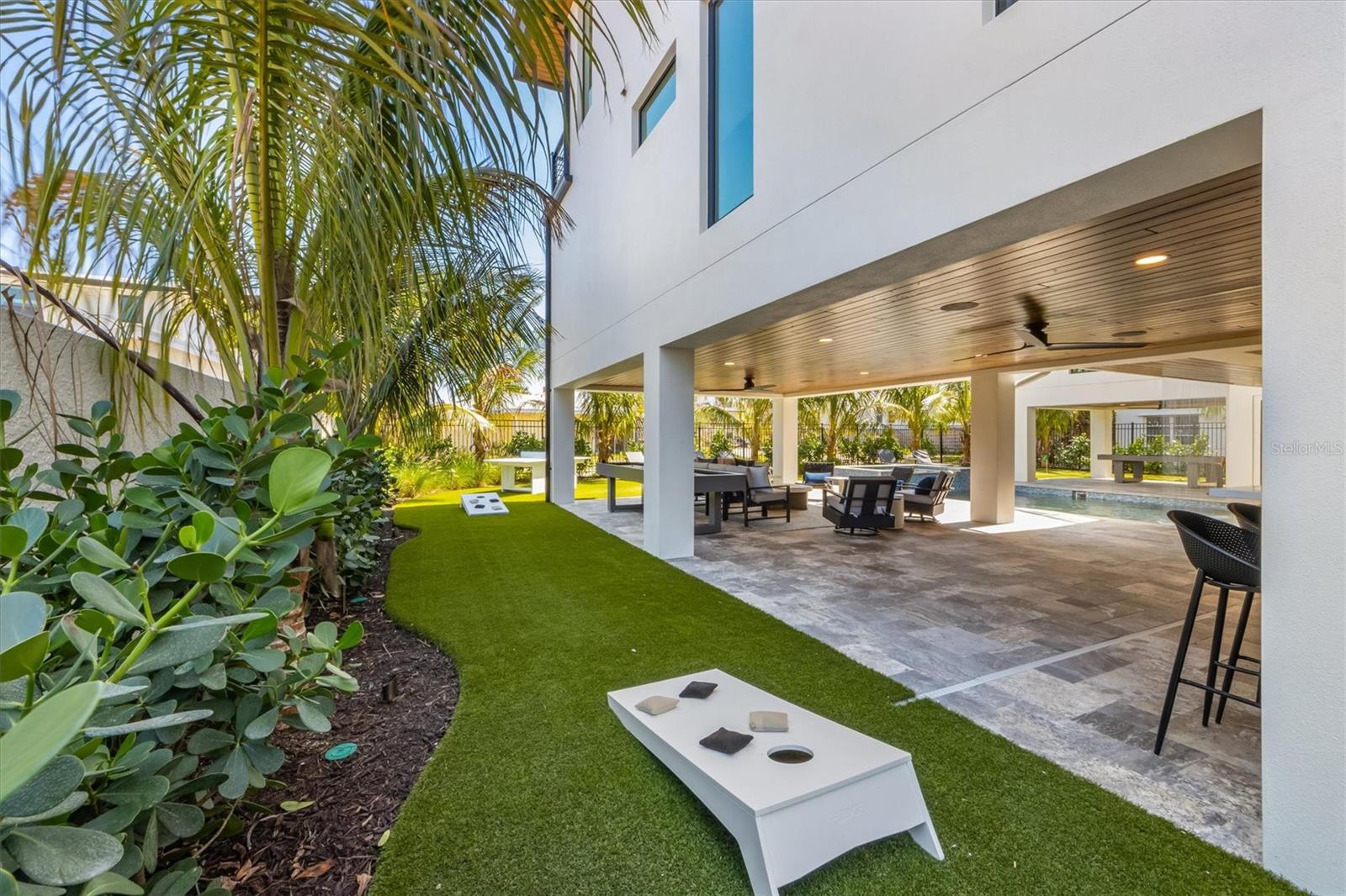 540 S POLK DR — photo 16