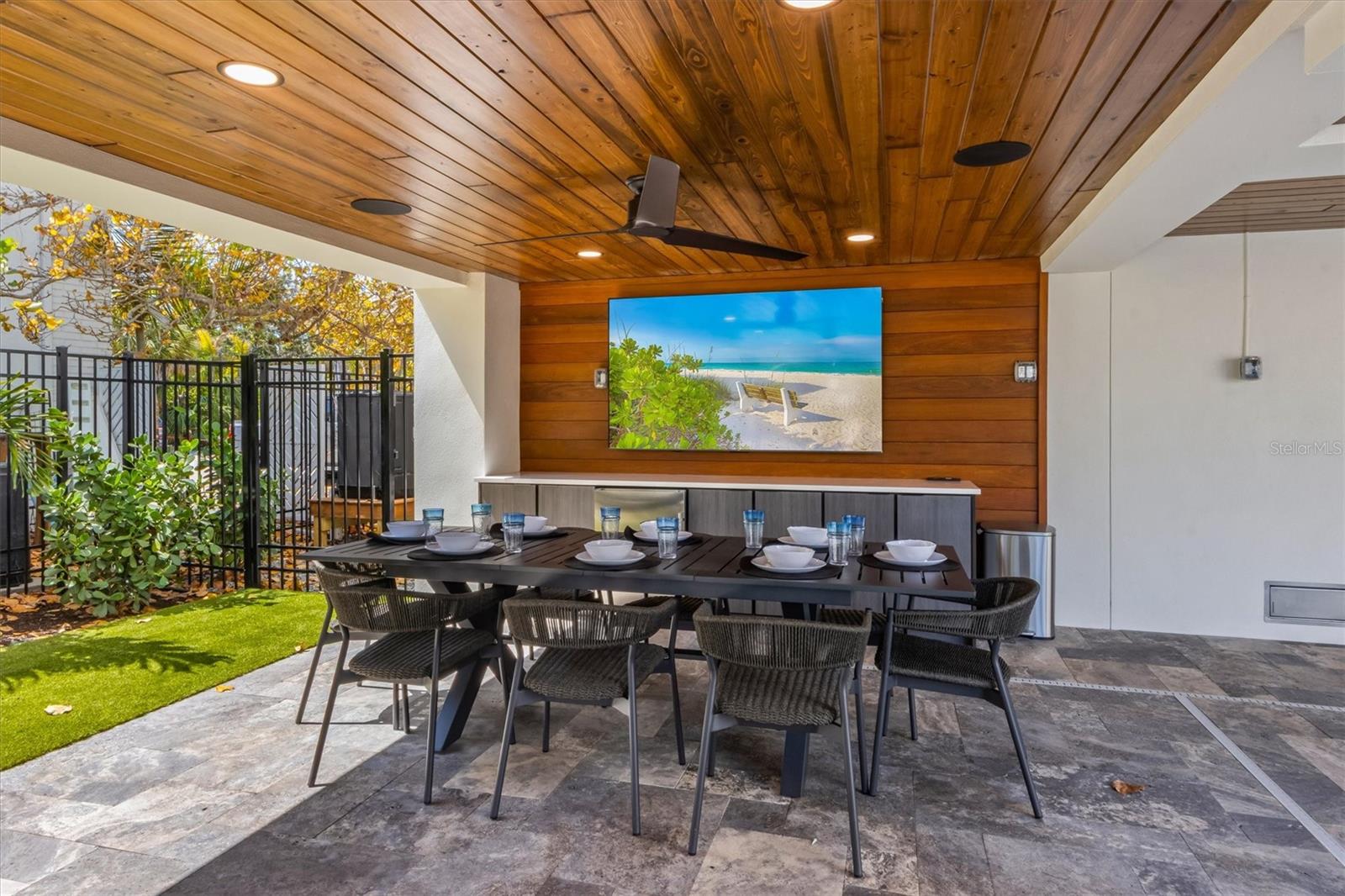 540 S POLK DR — photo 15