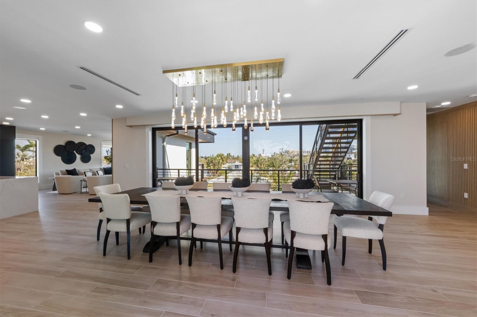 540 S POLK DR — photo 31