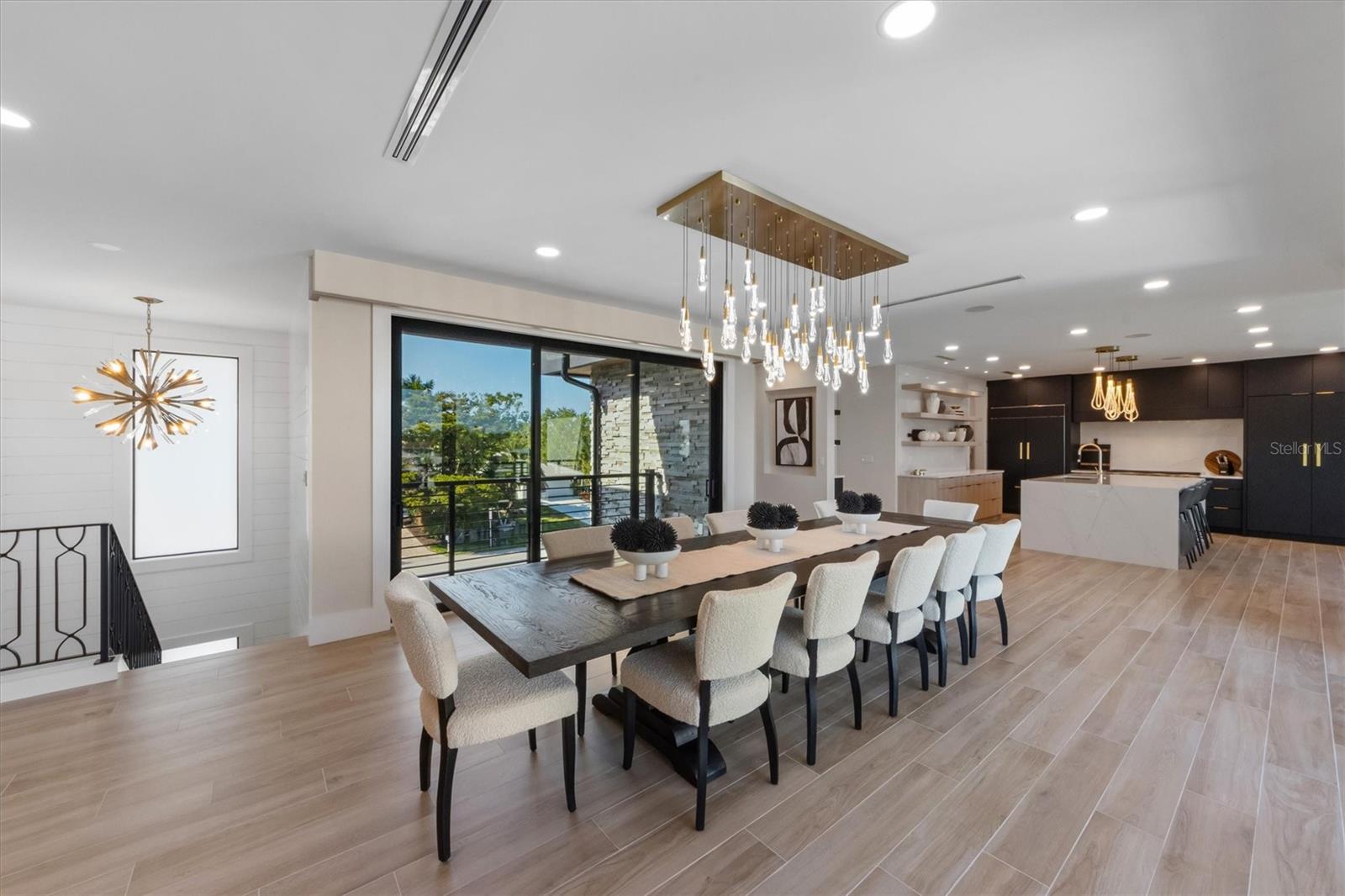 540 S POLK DR — photo 30