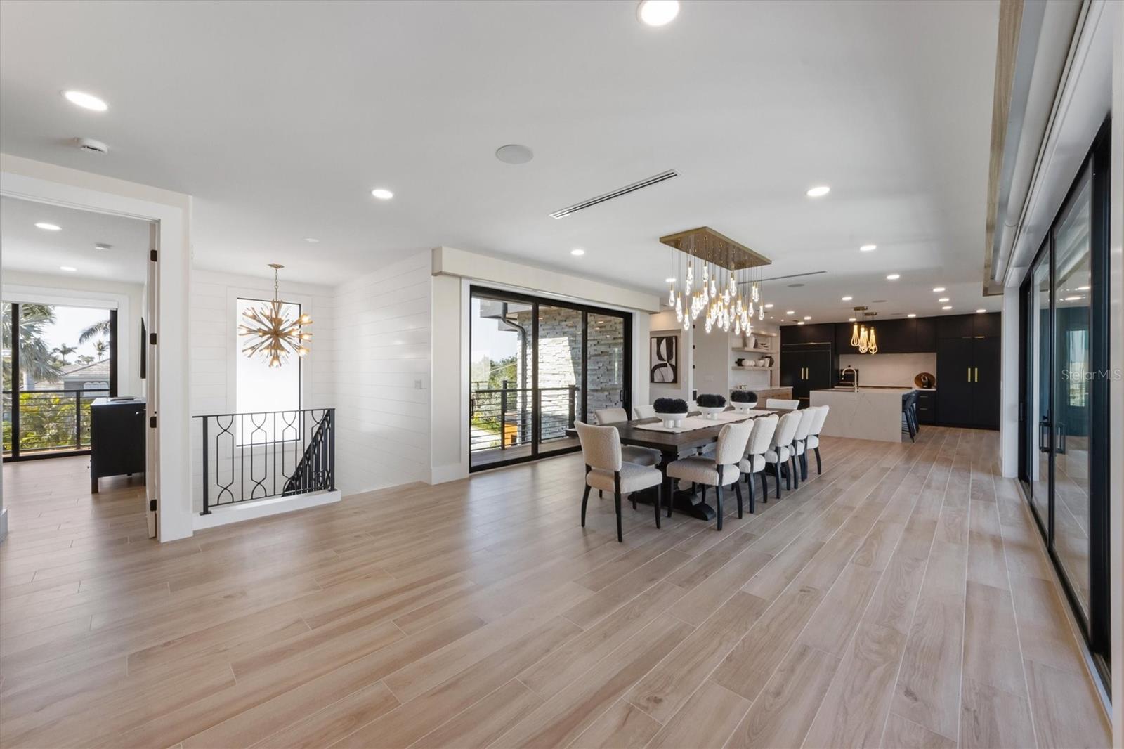 540 S POLK DR — photo 34