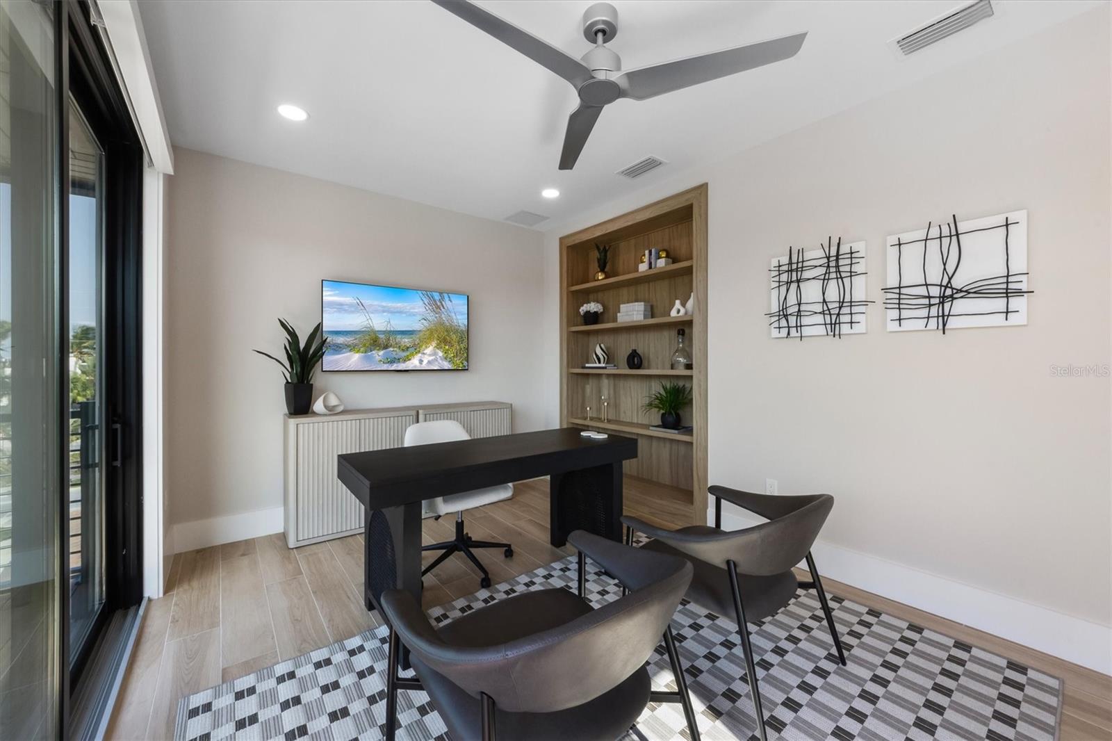 540 S POLK DR — photo 38