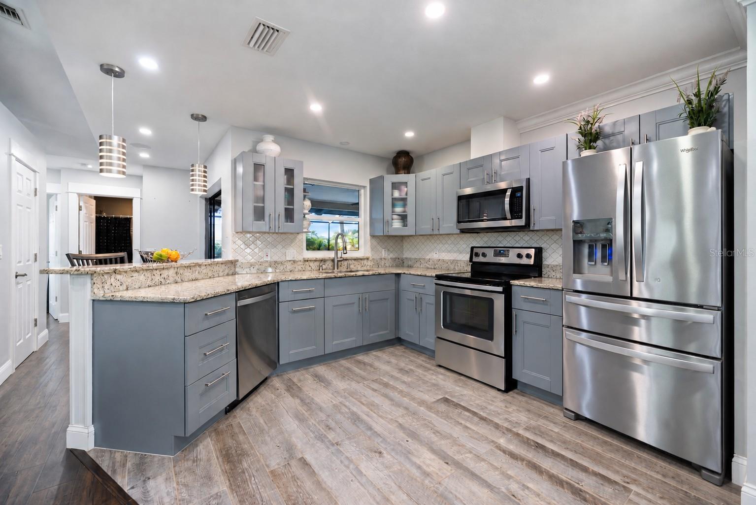 1627 DEL MONTE CT — photo 13