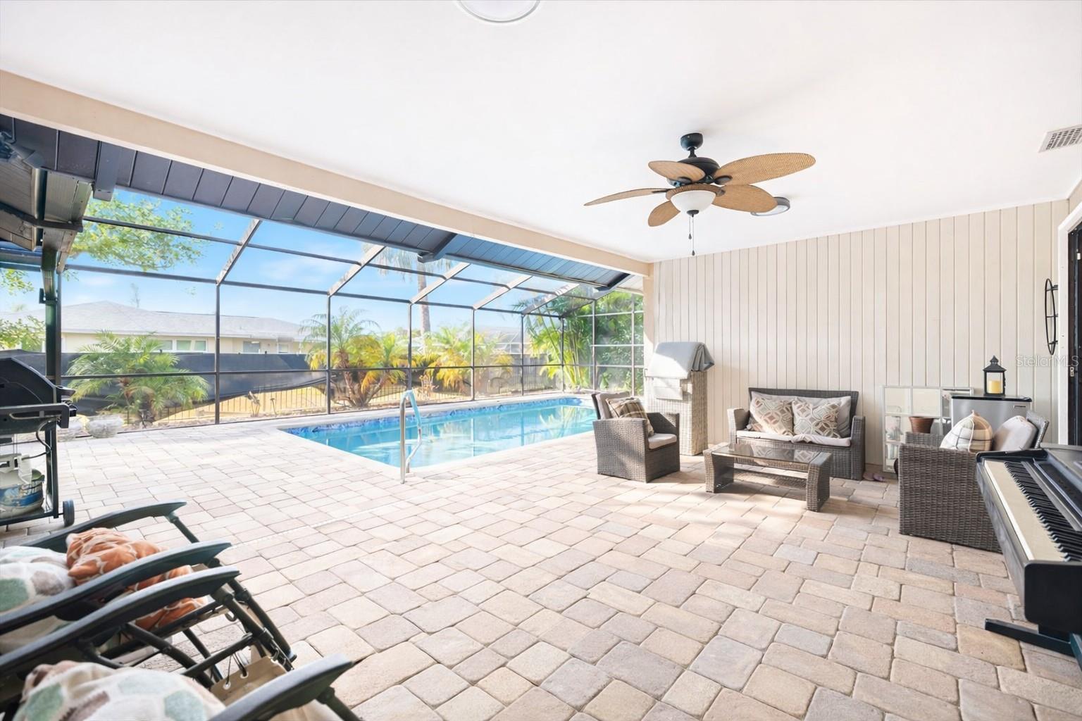 1627 DEL MONTE CT — photo 34
