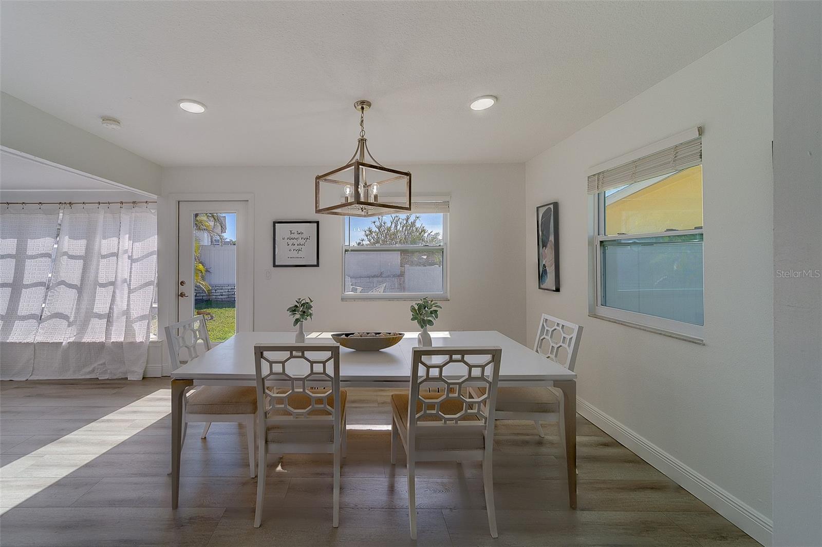 2109 BAYSHORE DR — photo 11