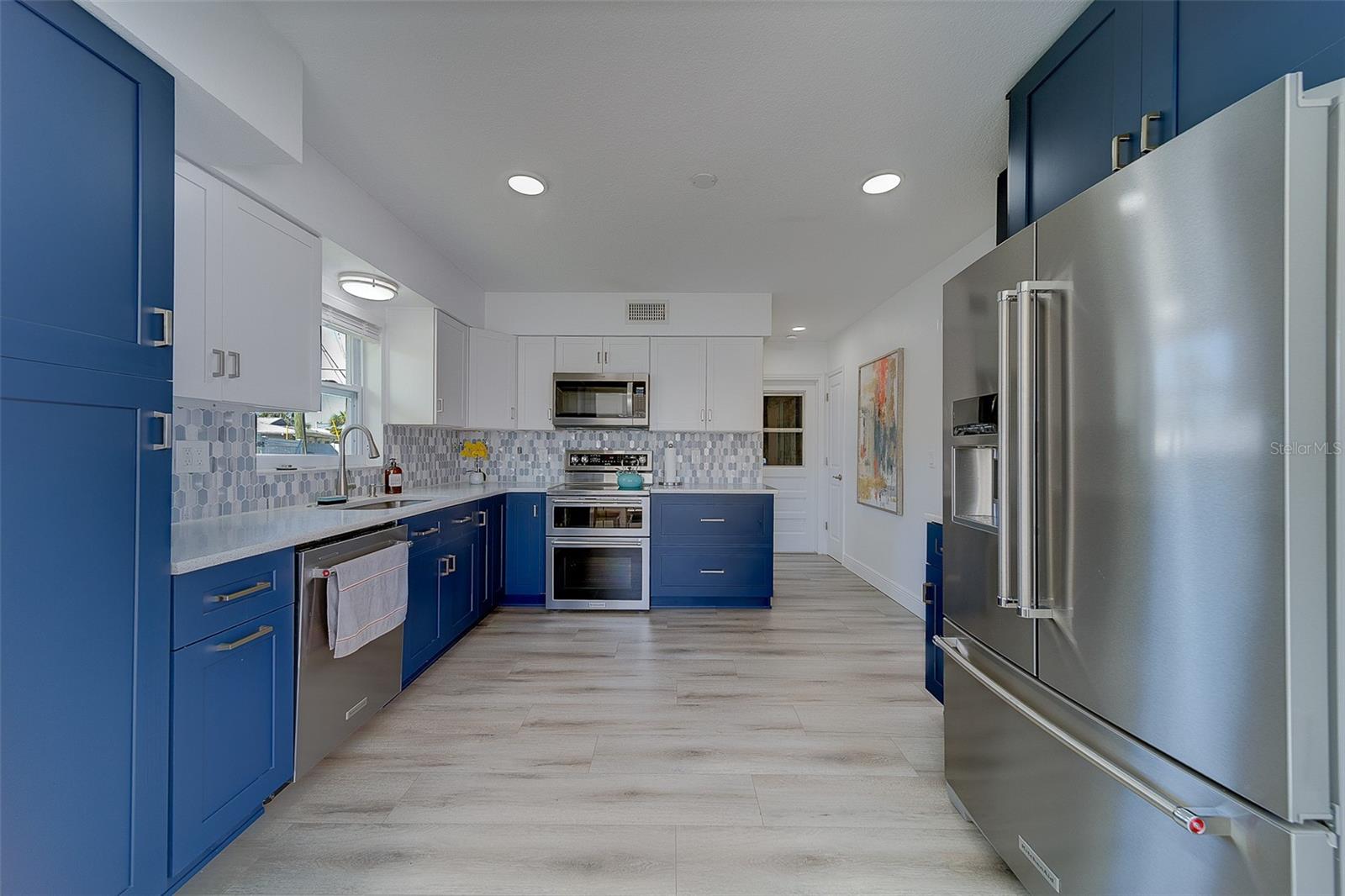 2109 BAYSHORE DR — photo 12