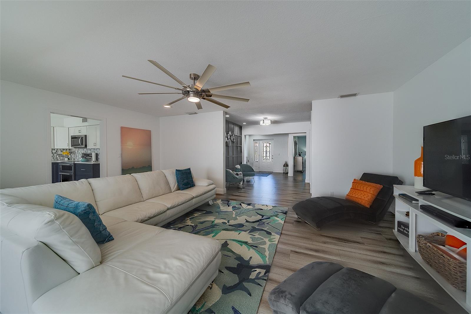 2109 BAYSHORE DR — photo 8