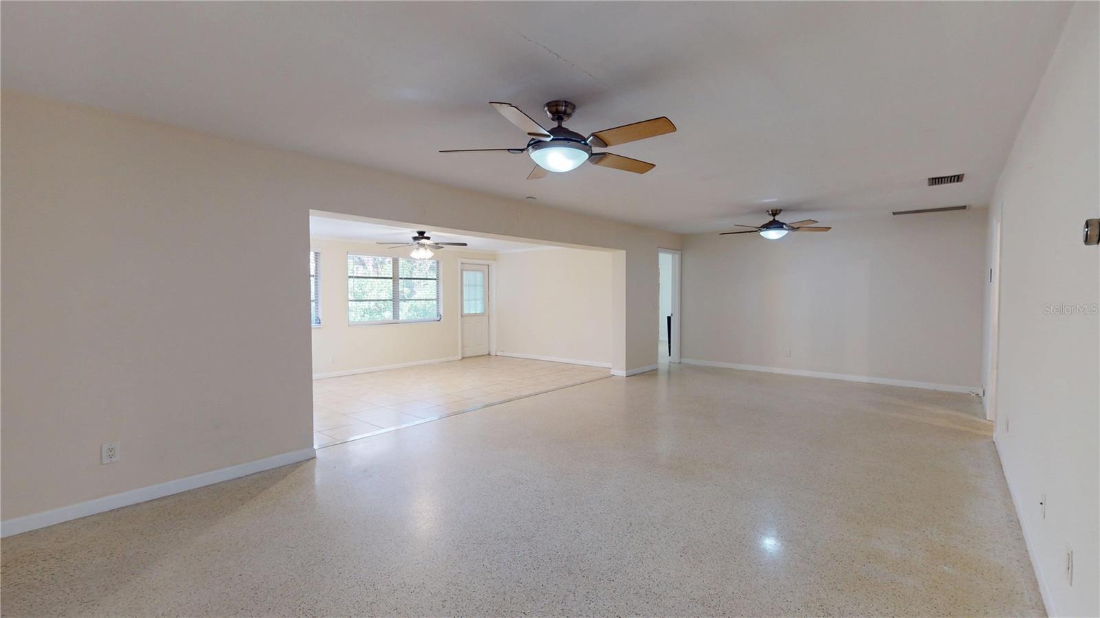 1546 BELLEAIR RD — photo 26