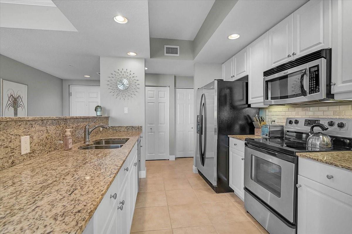 800 N TAMIAMI TRL #910 — photo 10