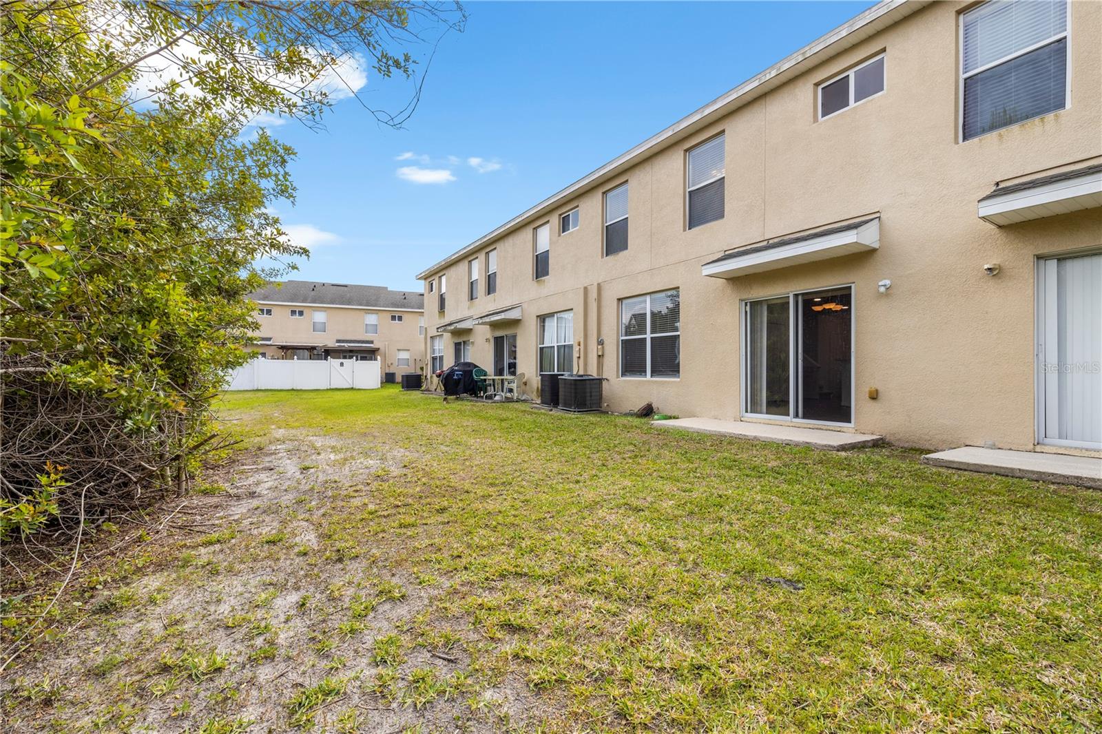 6229 OLIVEDALE DR — photo 37