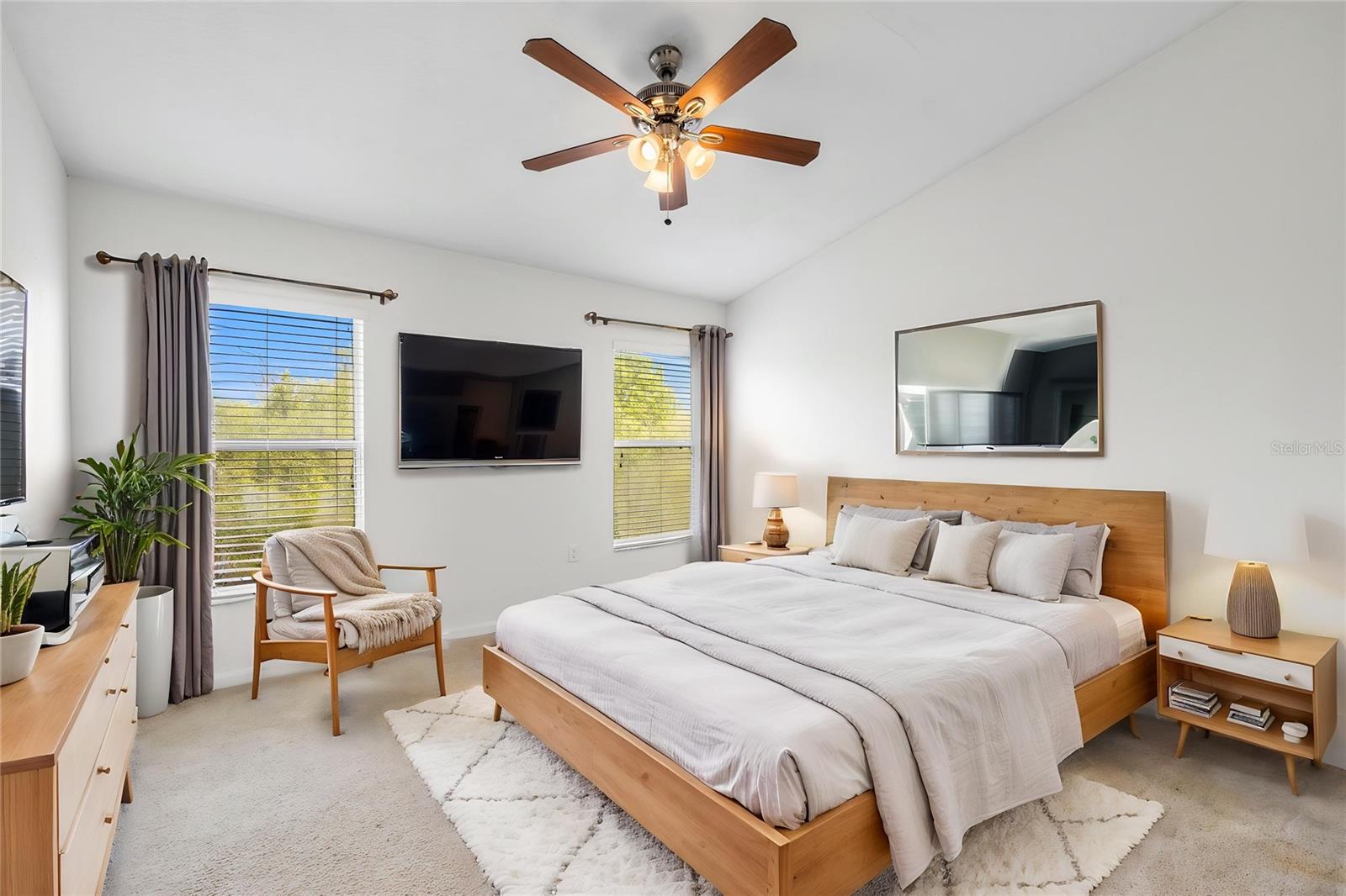 6229 OLIVEDALE DR — photo 3