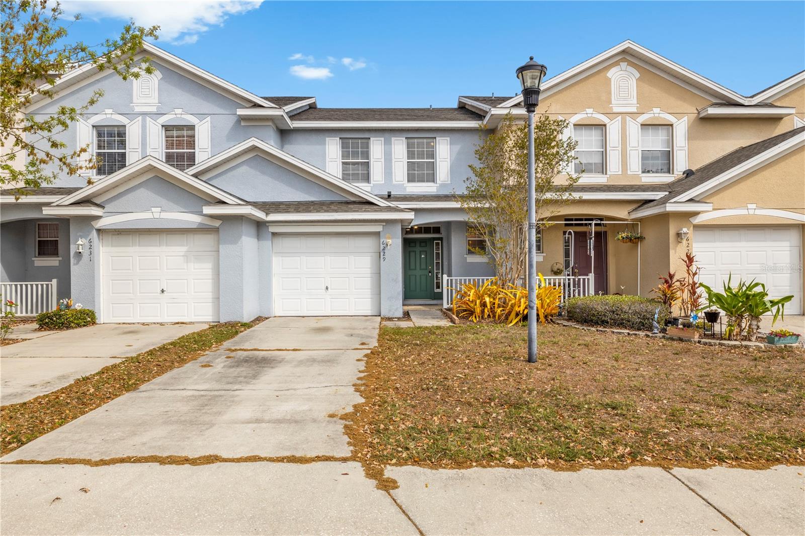 6229 OLIVEDALE DR — photo 2