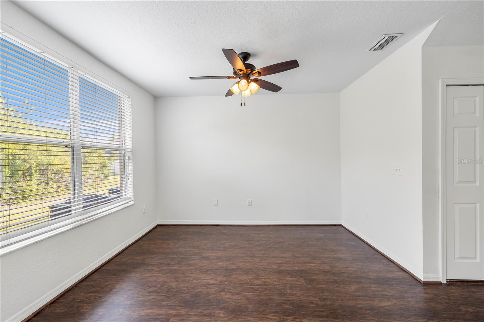 6229 OLIVEDALE DR — photo 17