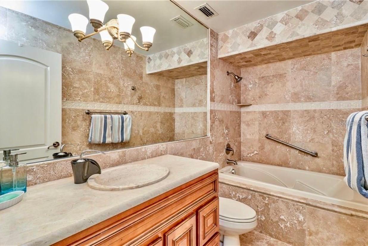 6260 SUN BLVD #1 — photo 11
