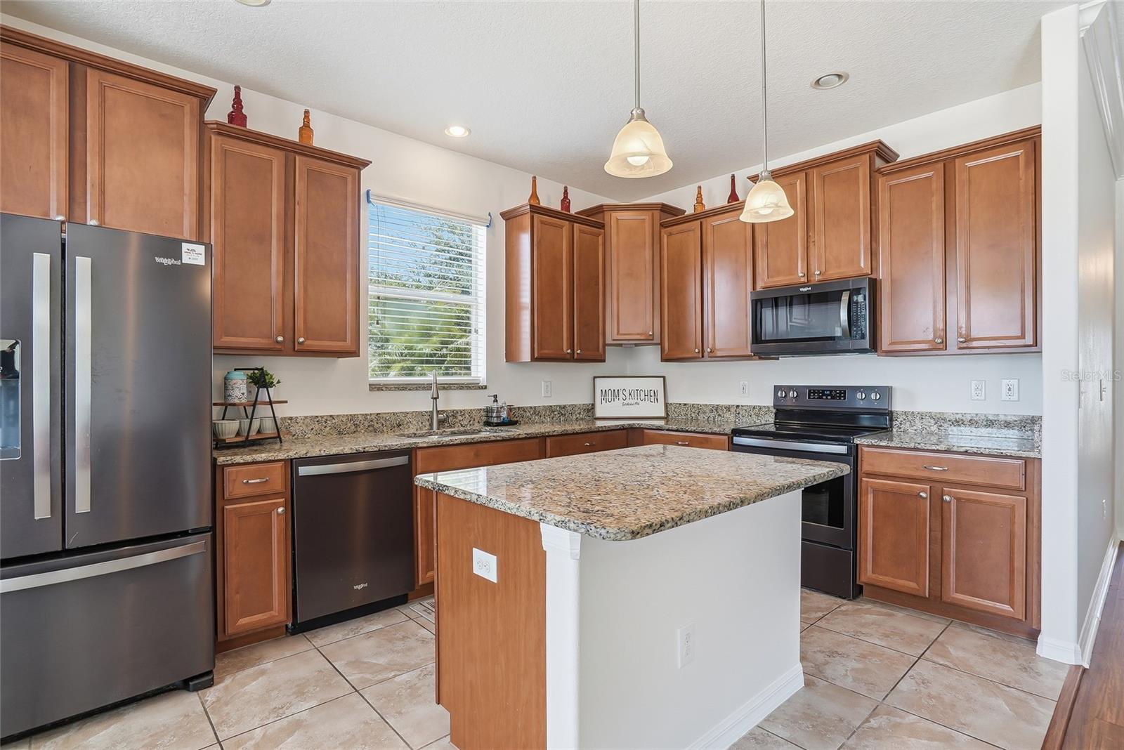 2444 DAKOTA ROCK DR — photo 13