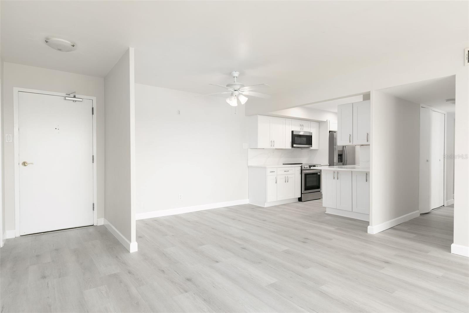 10355 PARADISE BLVD #213 — photo 18