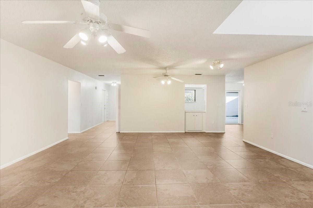 3820 GLEN OAKS MANOR DR — photo 7