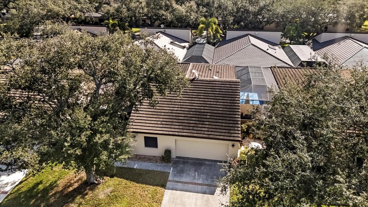 3820 GLEN OAKS MANOR DR — photo 41