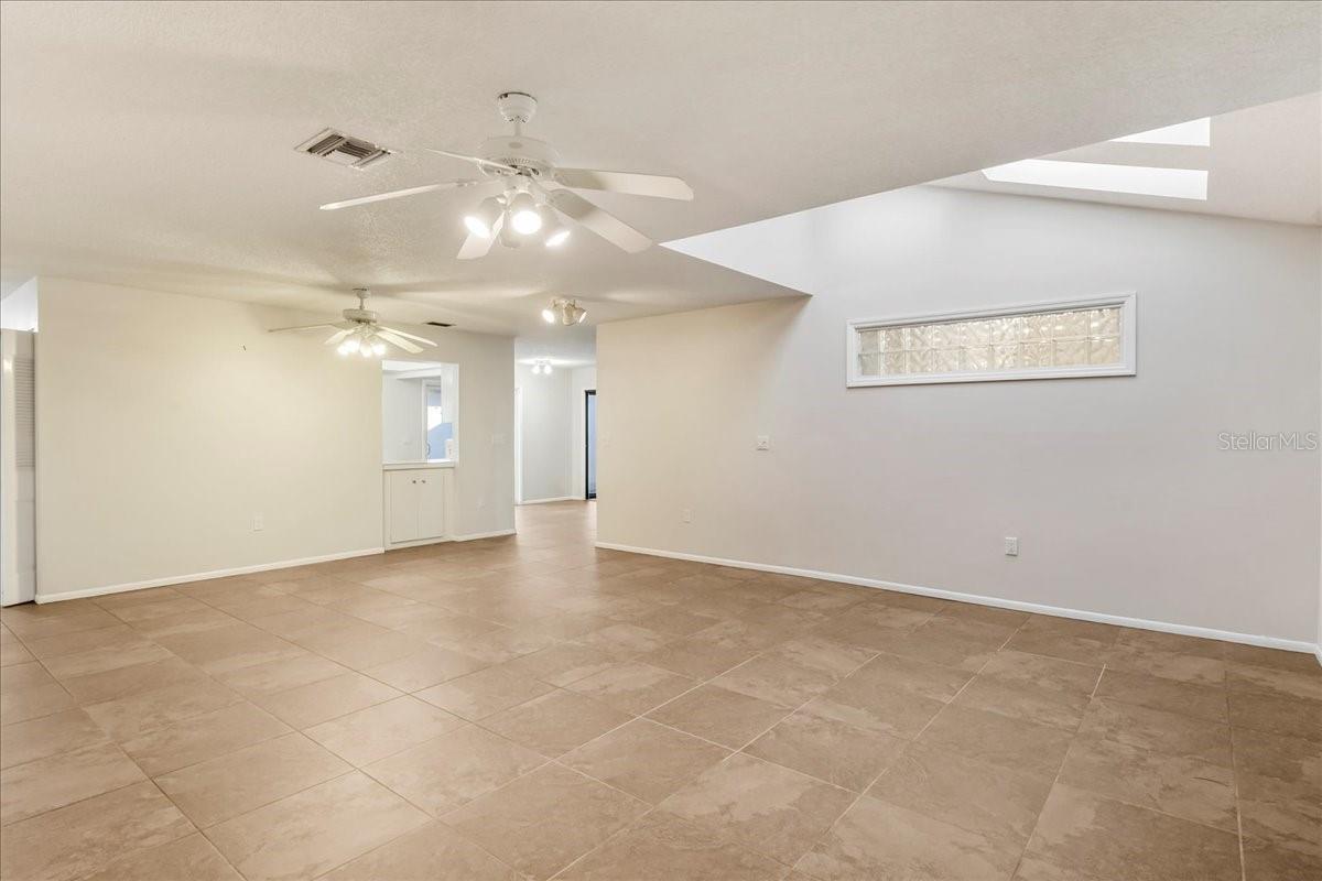 3820 GLEN OAKS MANOR DR — photo 10