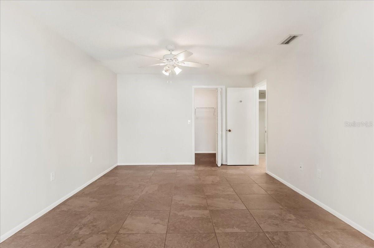 3820 GLEN OAKS MANOR DR — photo 27