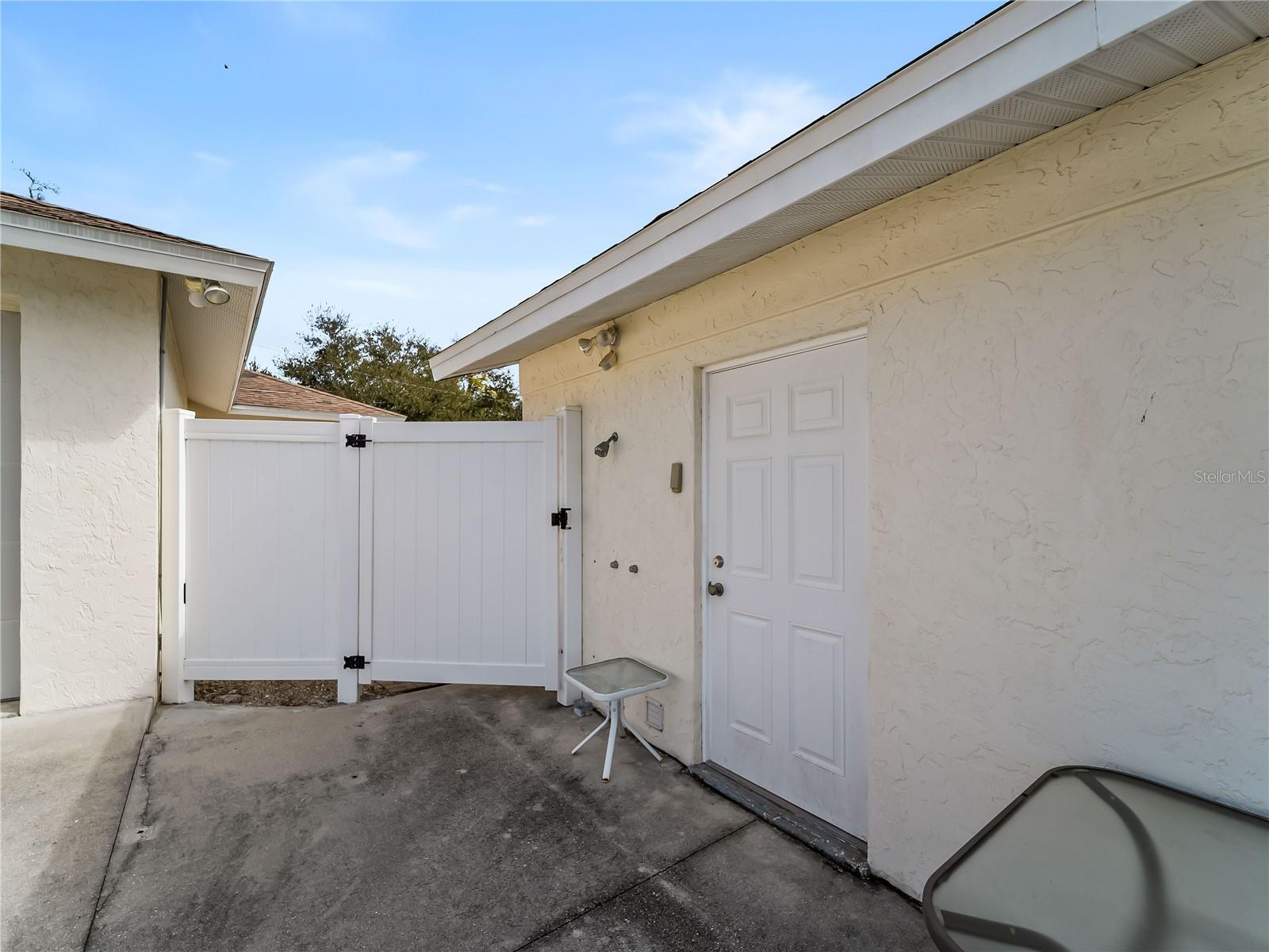 896 S VENICE BLVD — photo 43