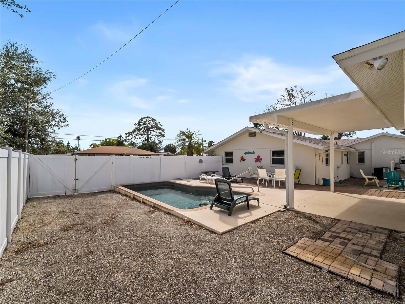 896 S VENICE BLVD — photo 48