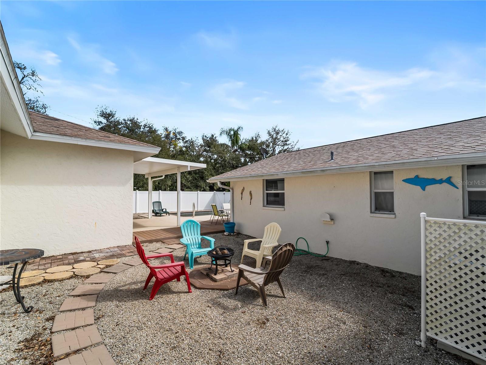 896 S VENICE BLVD — photo 46
