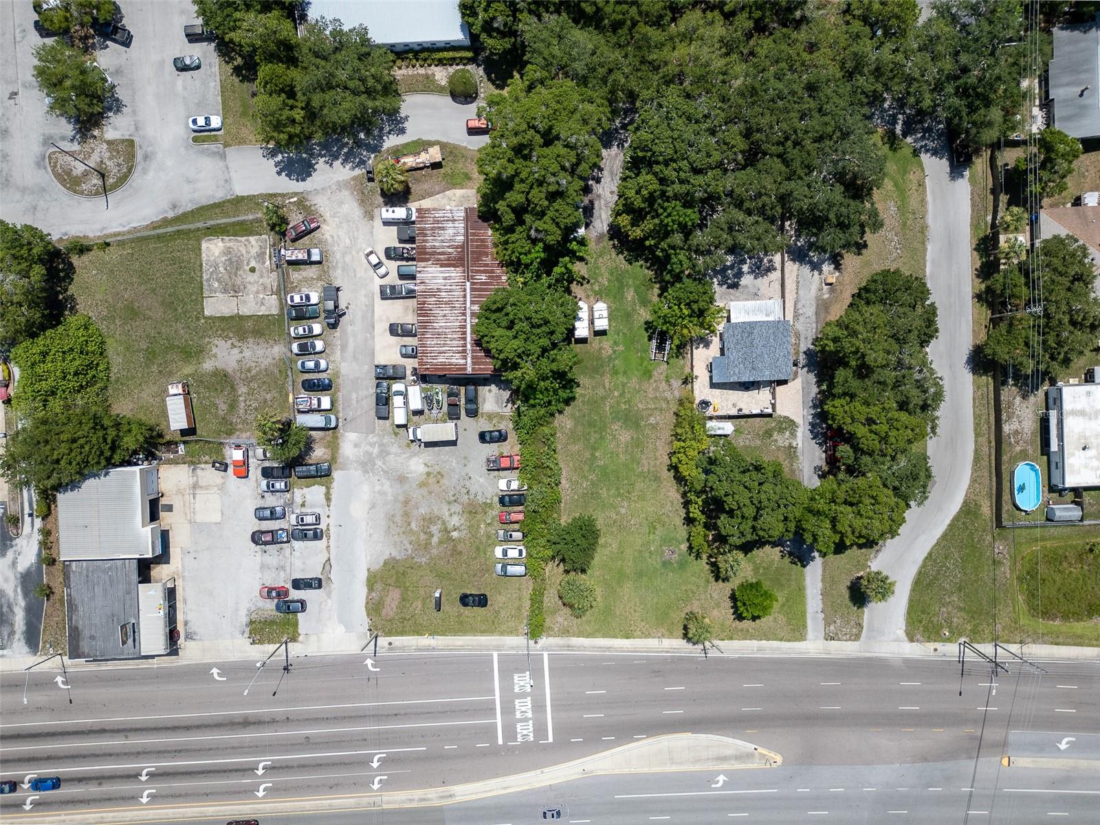 191 BELCHER RD S — photo 13