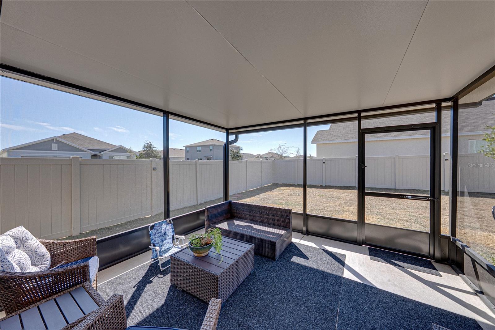 2741 GARDINER LN — photo 32