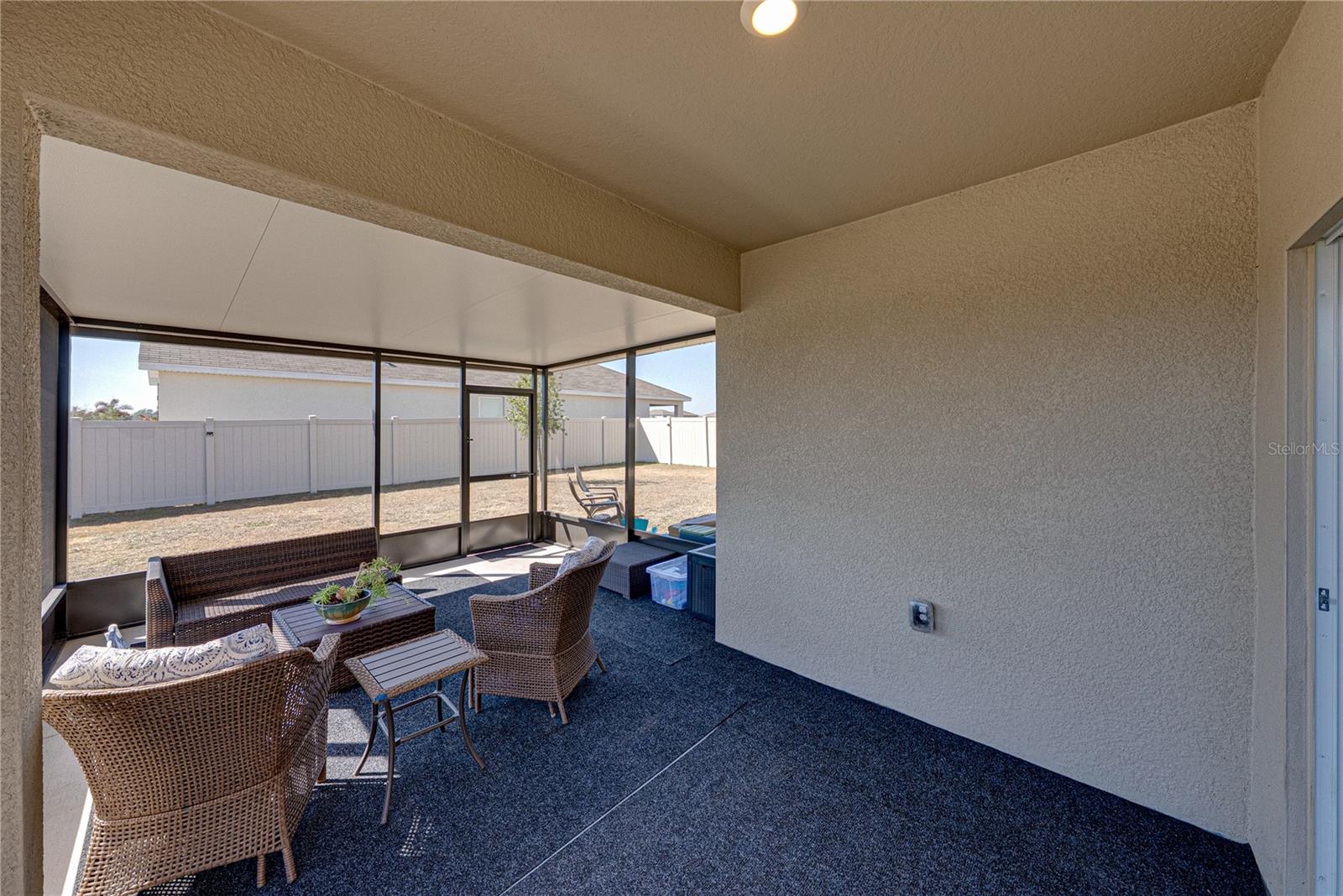 2741 GARDINER LN — photo 30