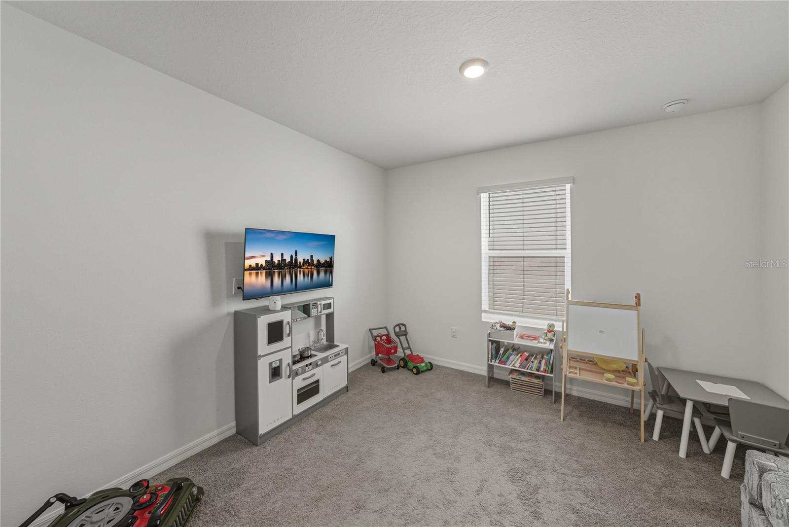 2741 GARDINER LN — photo 23
